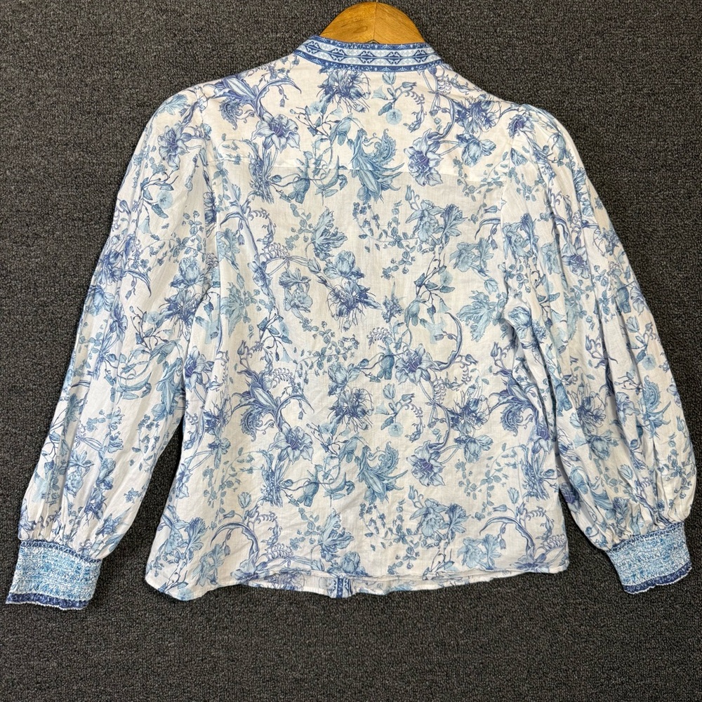 Alice + Olivia Blue and White Patterned Crop Floral Cotton Top, Large - Picture 7 of 8